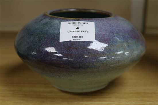 A Chinese stoneware Yun Tao Fujian kiln vase - 19th century Diameter 19cm